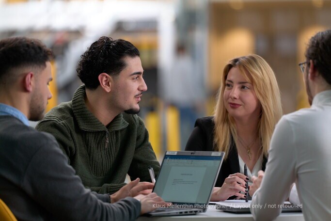 BWL-Industrie / Industrial Management - Duales Studium, 1. Bild